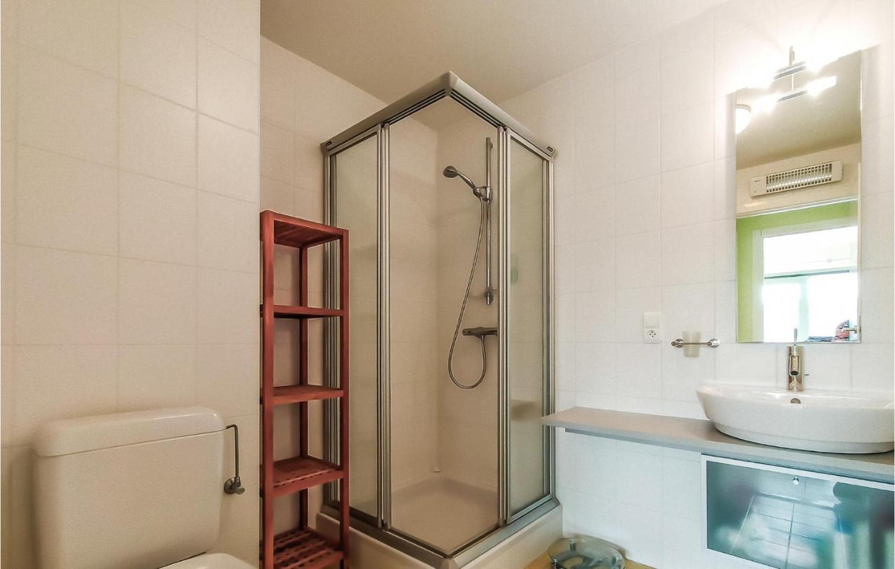 Nice Apartment In Bredene With Kitchen ภายนอก รูปภาพ
